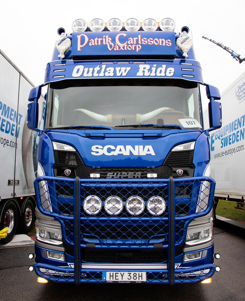 XL Sunvisor 'ODIN' for Scania NextGen 2017+ | 4 Lightholes | Height 35cm