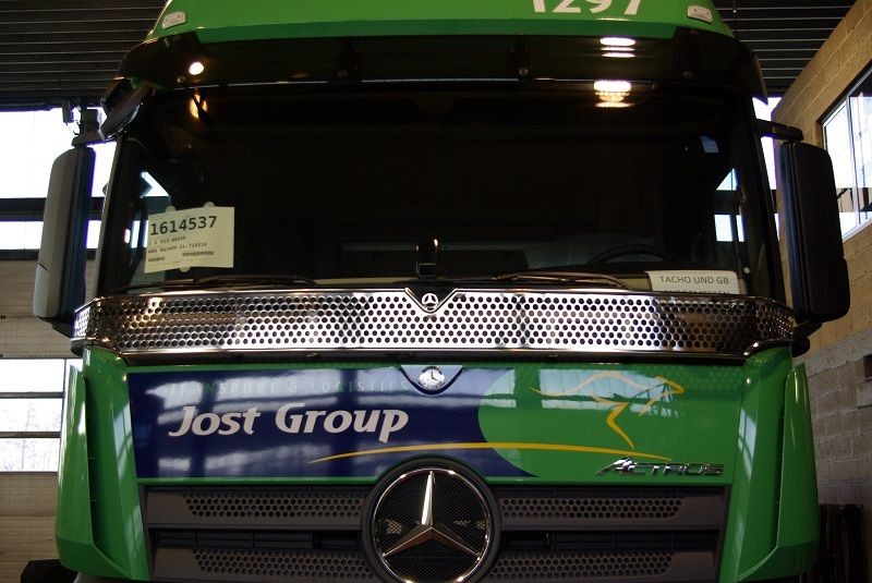 RVS Steenvanger voor Mercedes