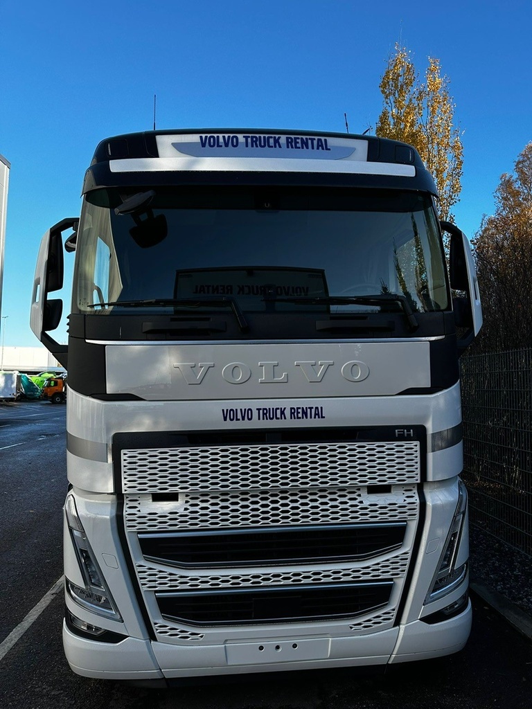Publicitaire Frontplaat met 'VOLVO' Letters voor Volvo FH4B/5 Facelift 2024+
