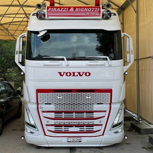 Zonneklep voor Volvo FH4/4B met FWC-Camera | Type 4