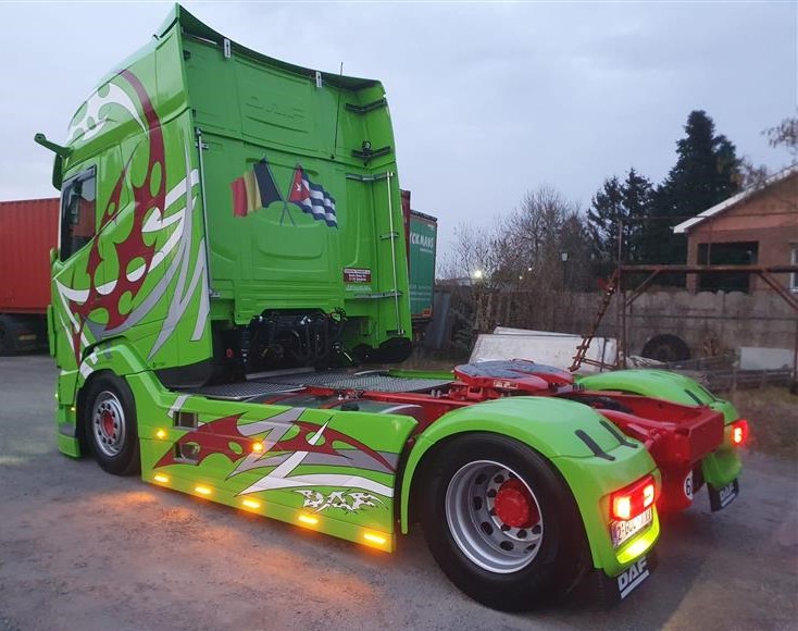 Sideskirt Extenders for DAF XF/XG/XG+ | 5 Lightholes for LED Lights