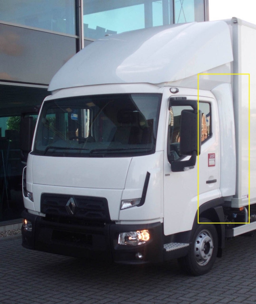 Sidefenders for Nissan NT500 / Renault D Series 2.0