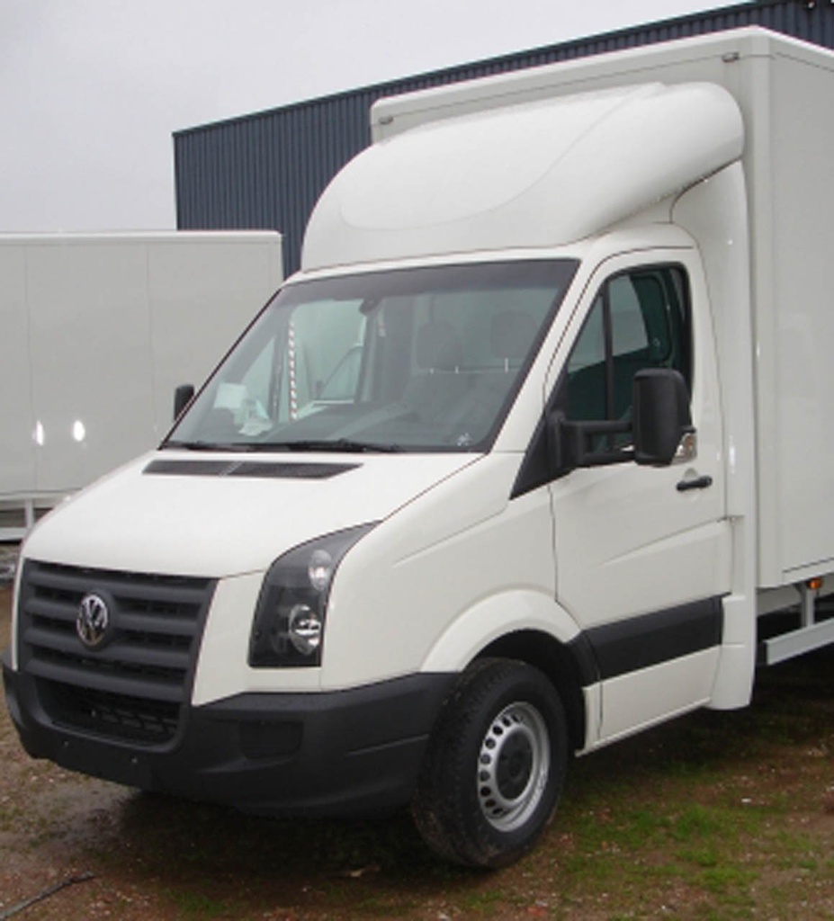 Sidefenders for Volkswagen Crafter 2006-2017 | Compatible with Medium Spoilers